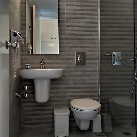 Sunrise Lefkada 酒店 2*